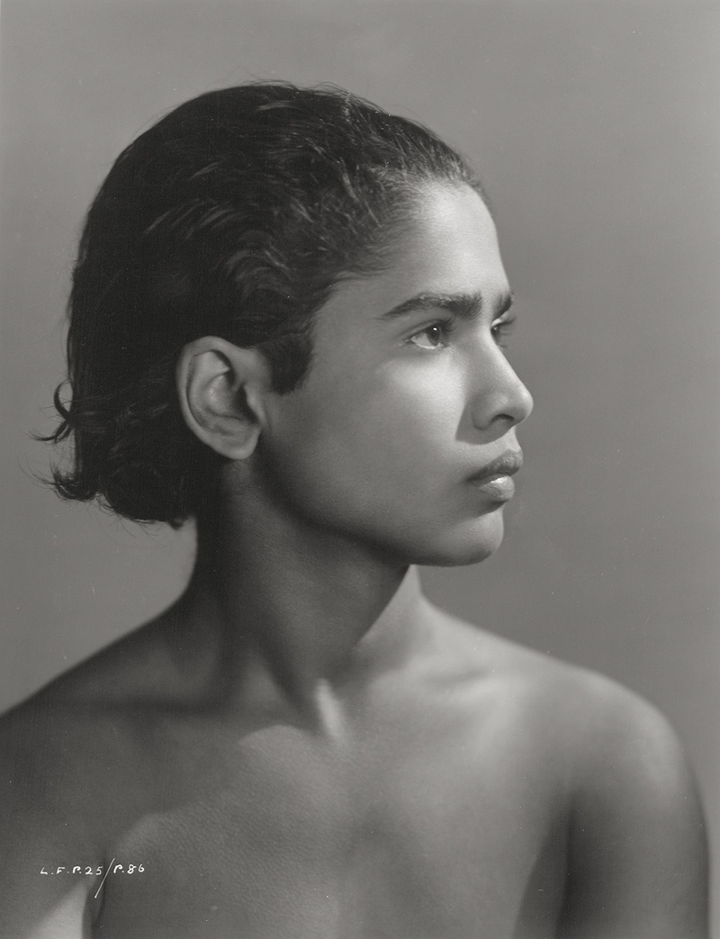 Lot 4130, Auction 126, Film Photography, The actor Sabu in his role as Prince Azim in the film The Drum